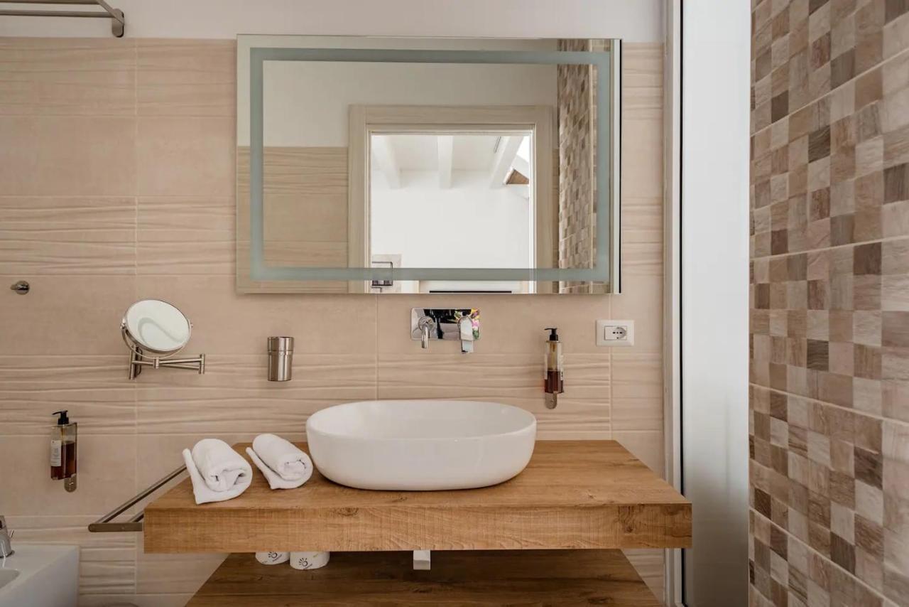 San Cataldo Suite ภายนอก รูปภาพ